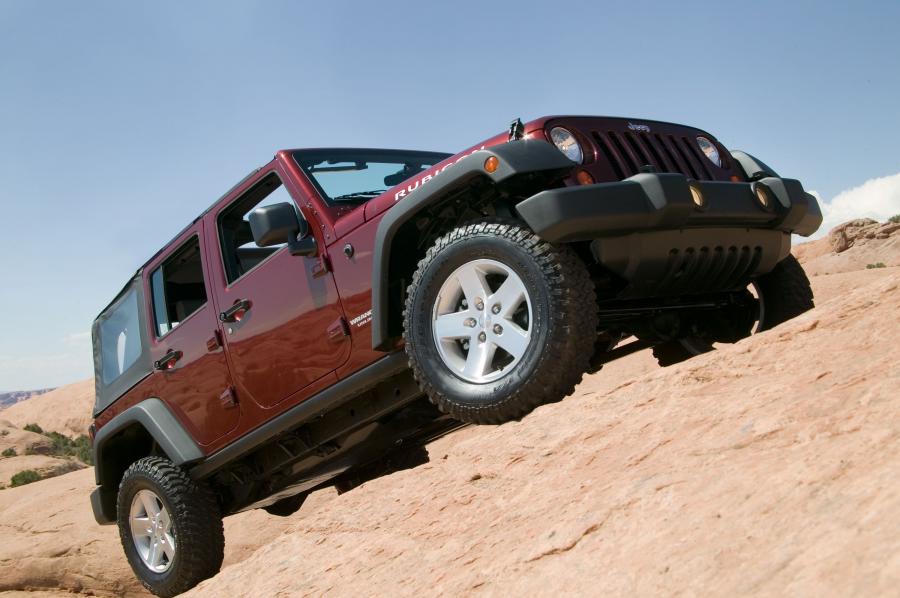  Jeep Wrangler Rubicon Unlimited 2006 года  (фото 35 из 90)